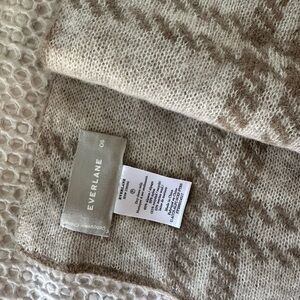 Everlane Cream and Brown Scarf